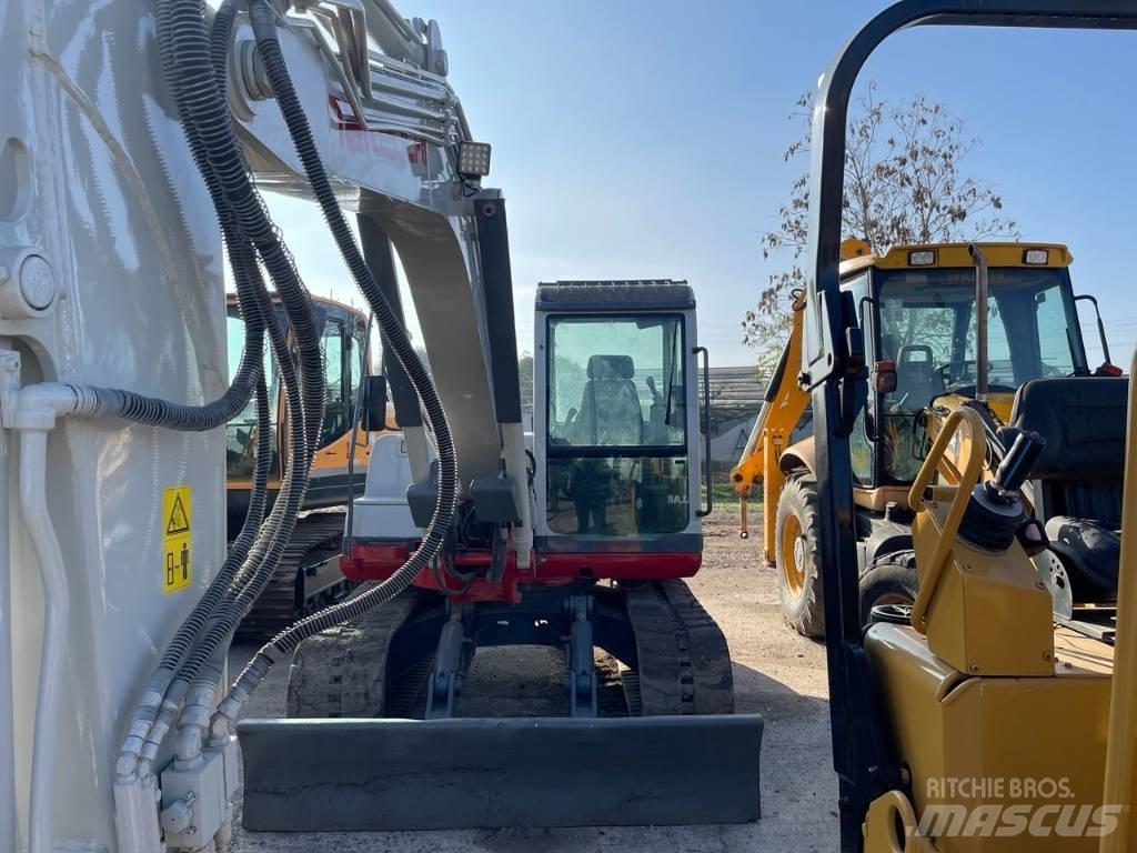 Takeuchi TB 175 中型油圧ショベル 7ｔ-12ｔ（ユンボ・パワーショベル・バックホー）