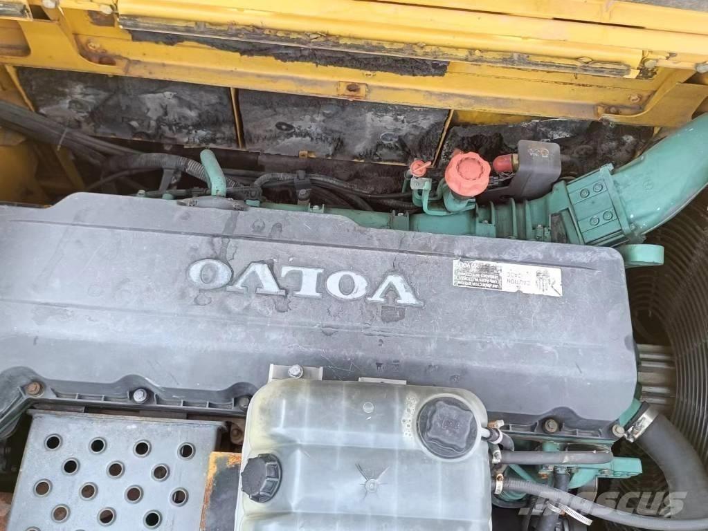Volvo EC 480 大型油圧ショベル12t以上（パワーショベル・ユンボ）