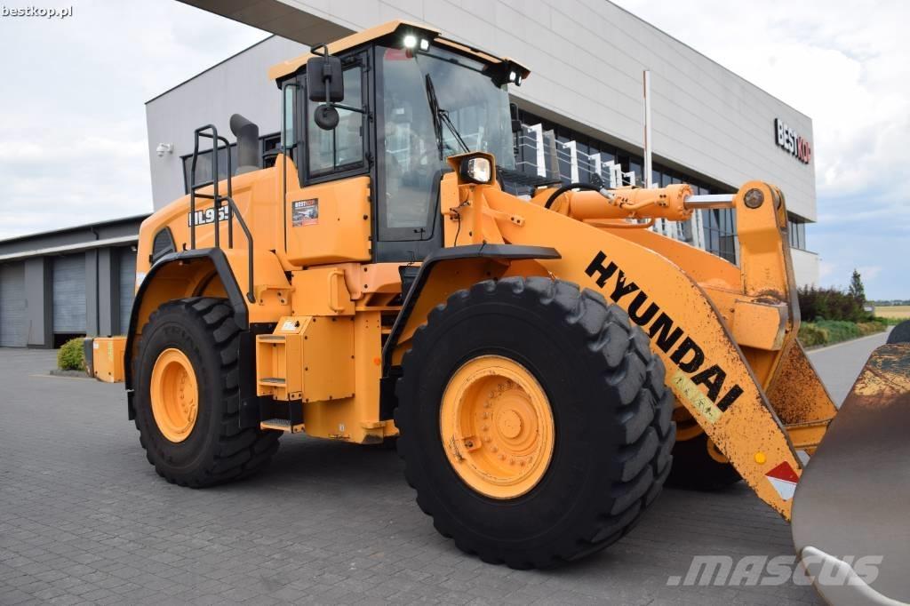 Hyundai HL 965 ホイールローダー・タイヤショベル