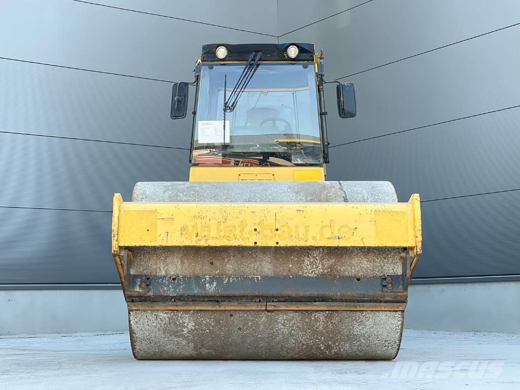 Bomag BW 213 D H-4 振動ローラ
