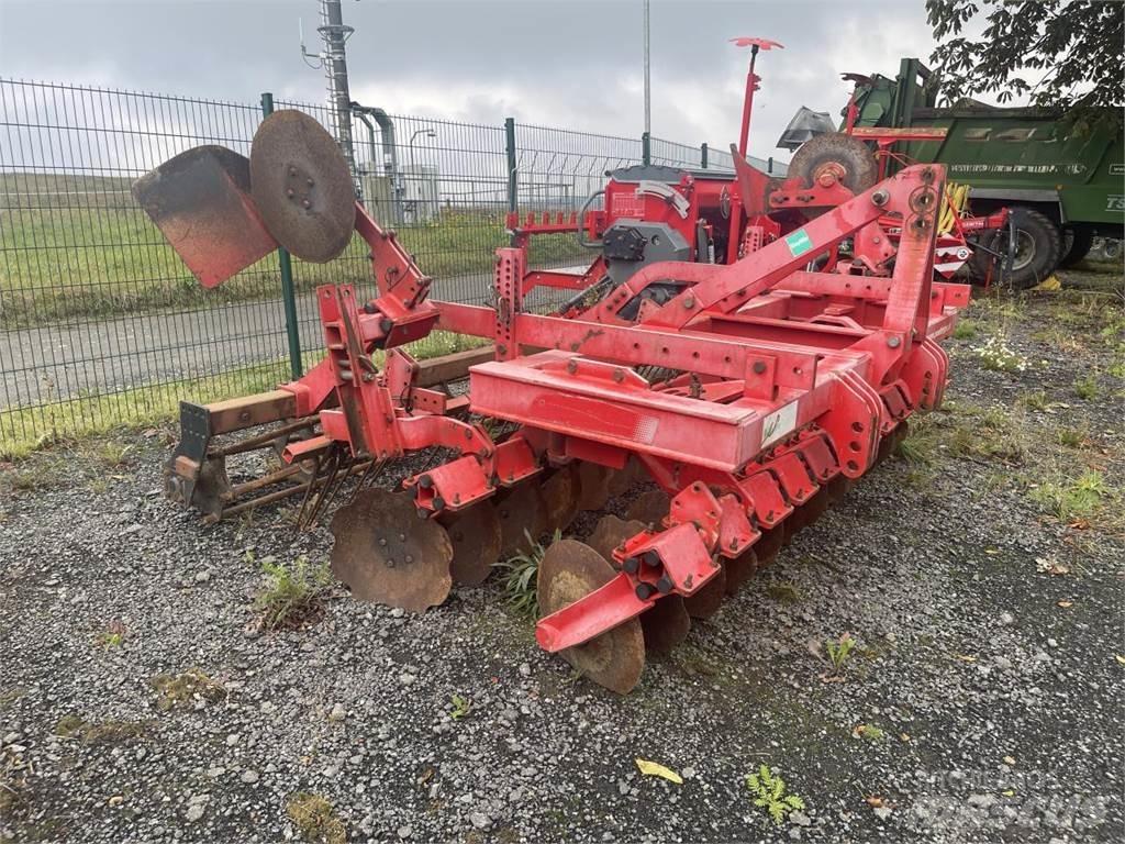 Pöttinger T 300 ディスクハロー