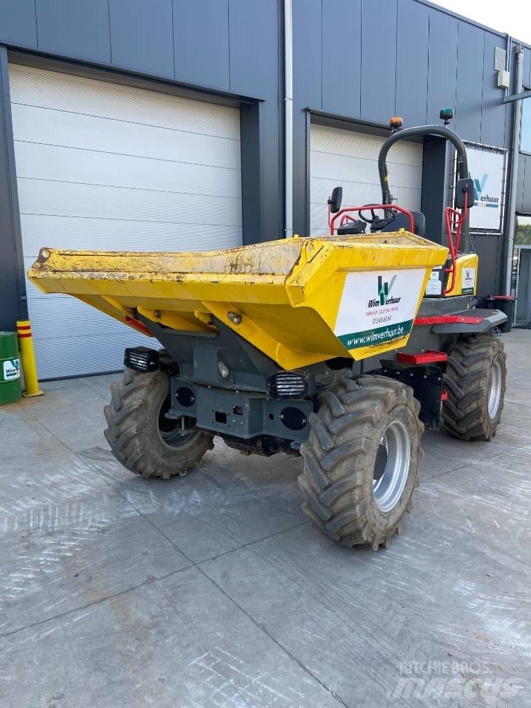Wacker Neuson DW 60 サイト　ダンプ