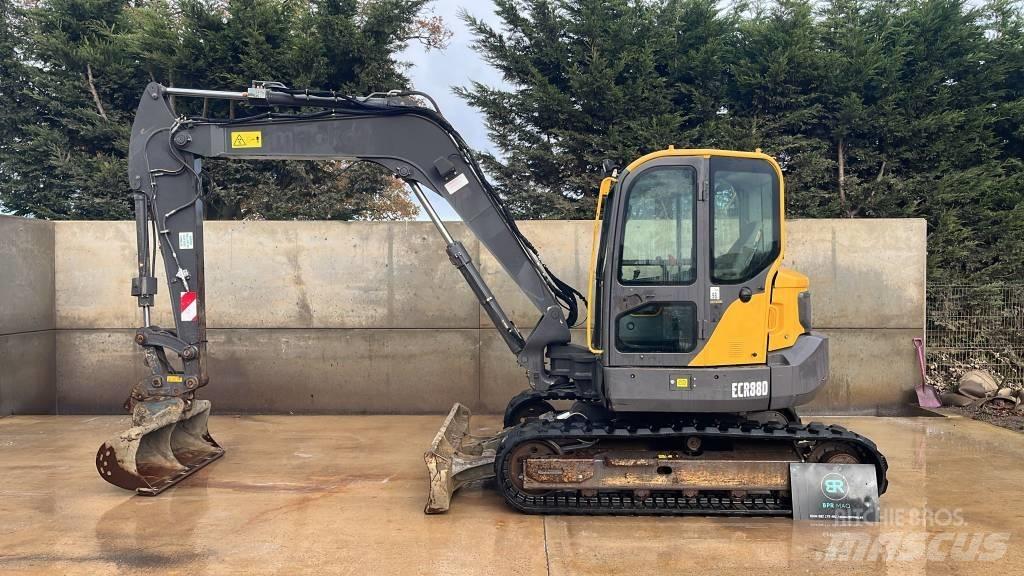 Volvo ECR 88 D 中型油圧ショベル 7ｔ-12ｔ（ユンボ・パワーショベル・バックホー）