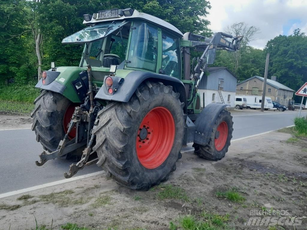 Fendt 712 Vario トラクター