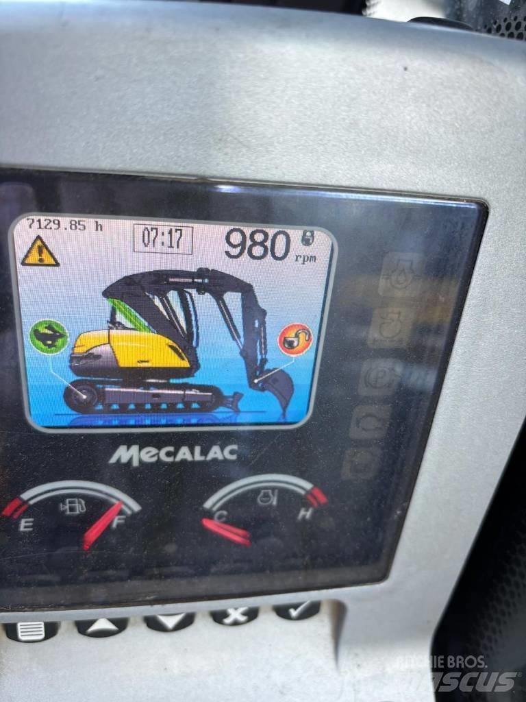 Mecalac 8 M CR 中型油圧ショベル 7ｔ-12ｔ（ユンボ・パワーショベル・バックホー）
