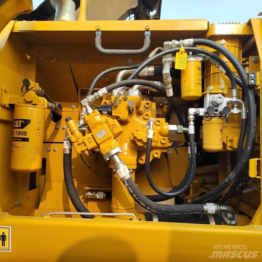 CAT 336 D2 大型油圧ショベル12t以上（パワーショベル・ユンボ）