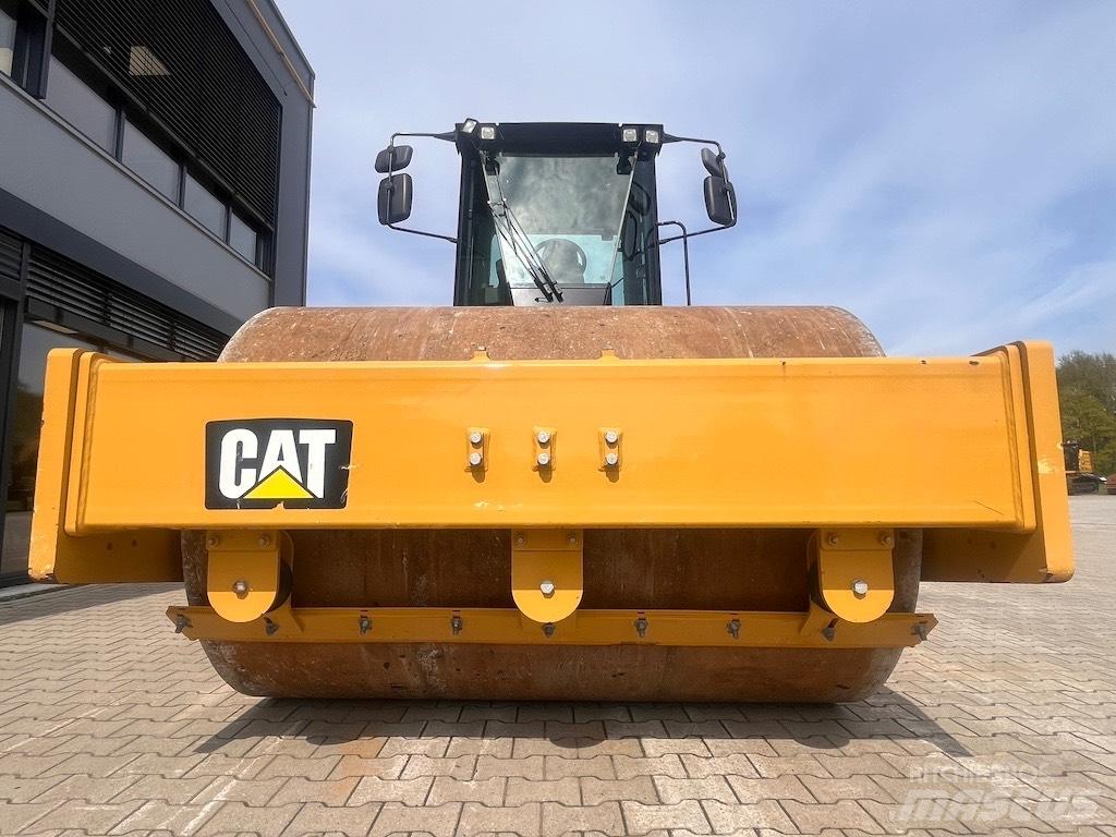 CAT CS 66 B 振動ローラ