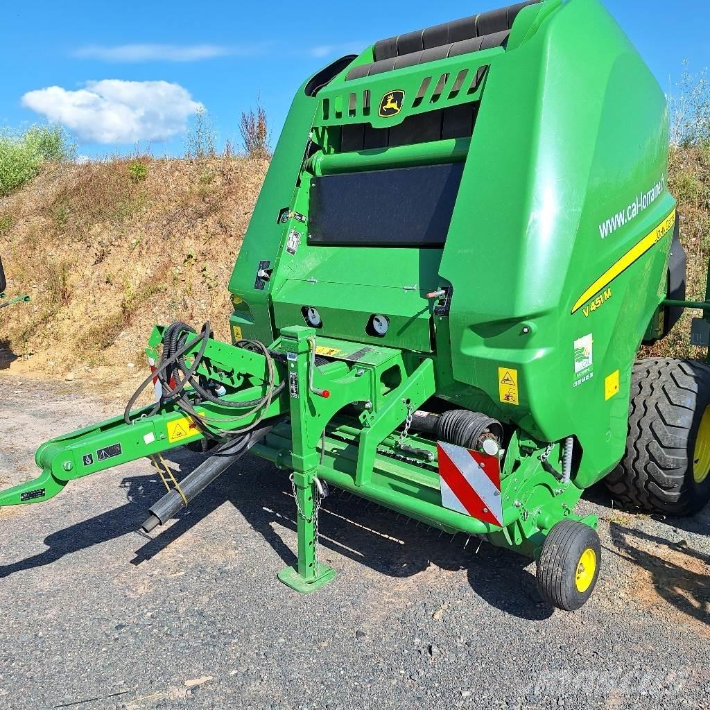 John Deere V 451 M ラウンドベーラー