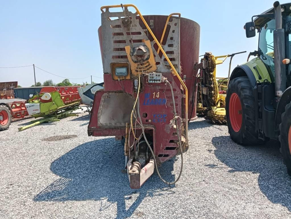 AGM W14 MC ミキサーフィーダー