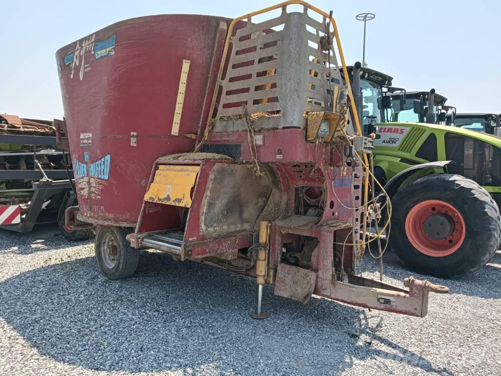 AGM W14 MC ミキサーフィーダー