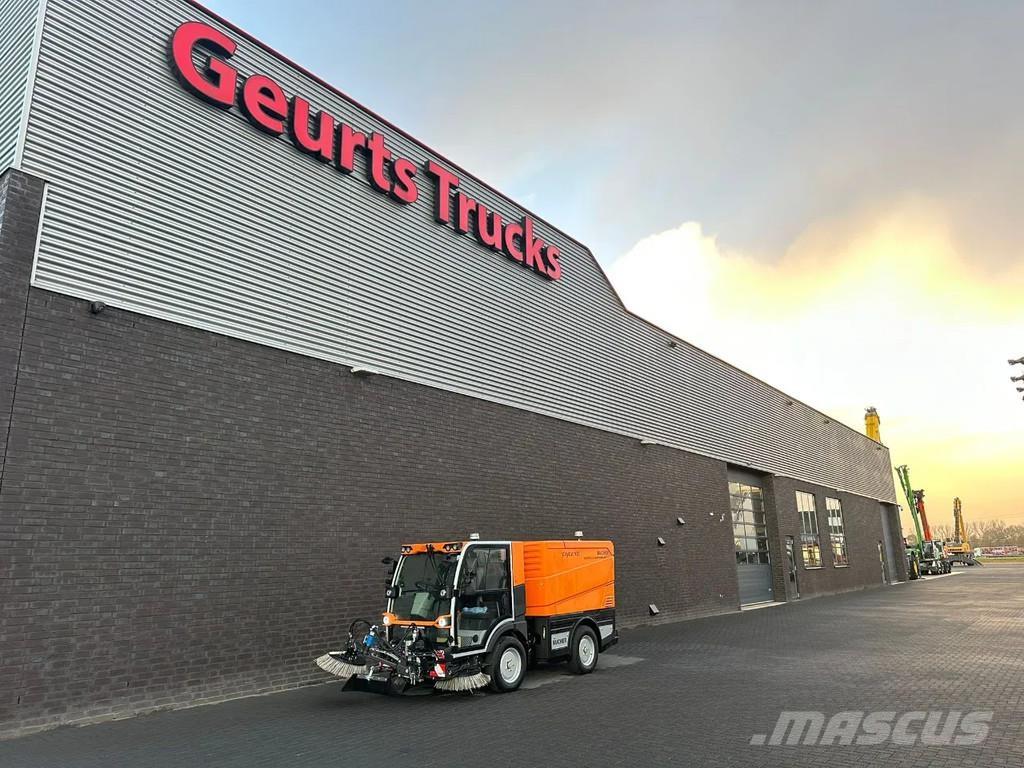 Bucher CITYCAT V20 街路清掃車