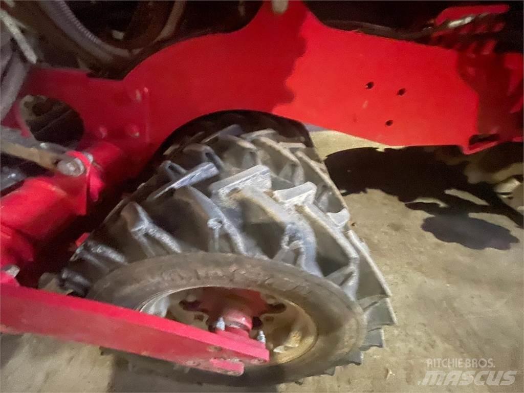 Horsch Pronto 4 DC ドリル