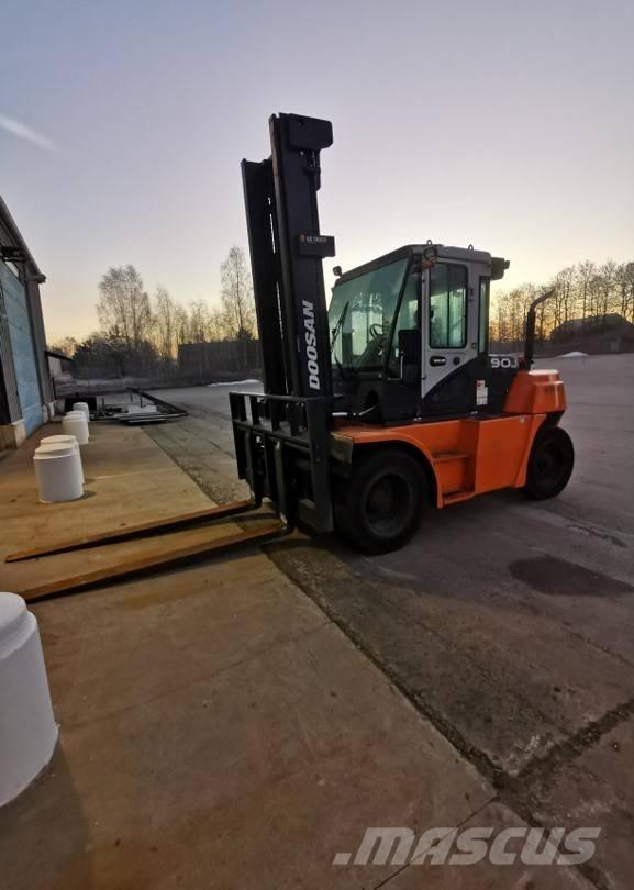 Doosan D90S-7 ディーゼル・軽油