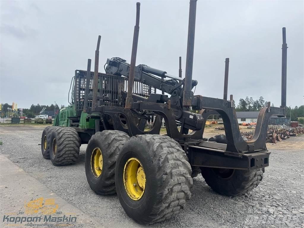 John Deere 1910E フォワーダー