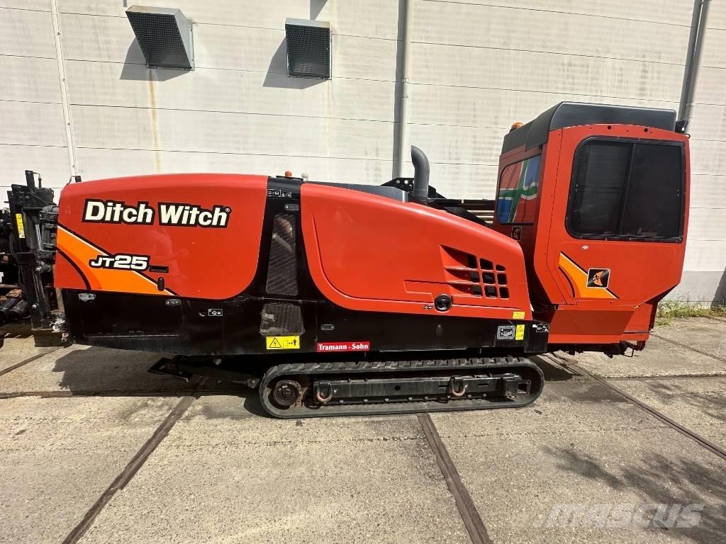 Ditch Witch JT 25 水平掘削リグ