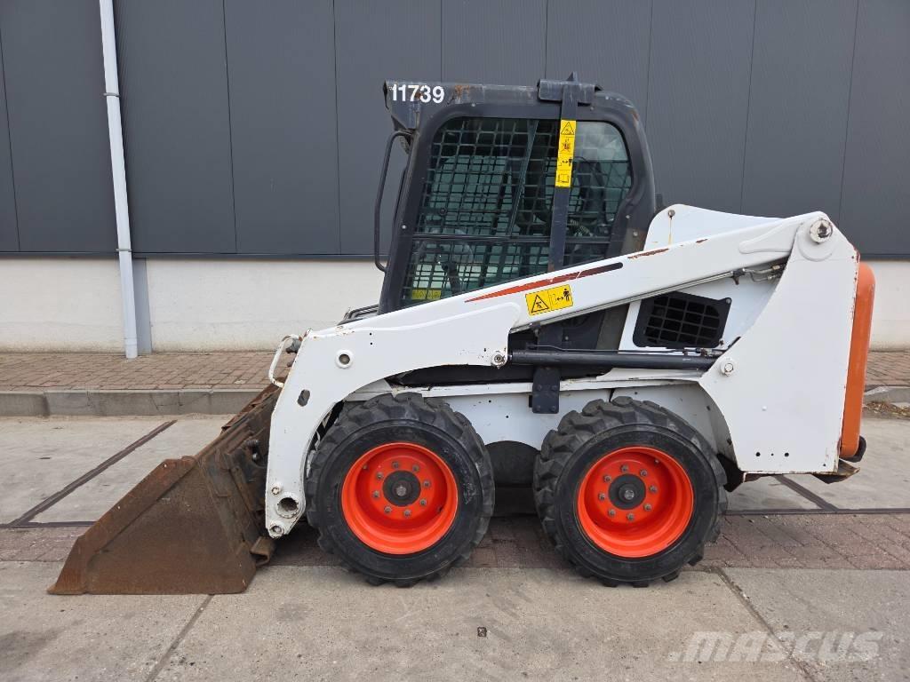 Bobcat S 450 スキッドステアローダー