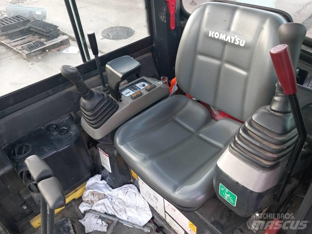 Komatsu PC 16 R-3HS ミニ油圧ショベル 7t以下（ミニユンボ・ミニディガー）