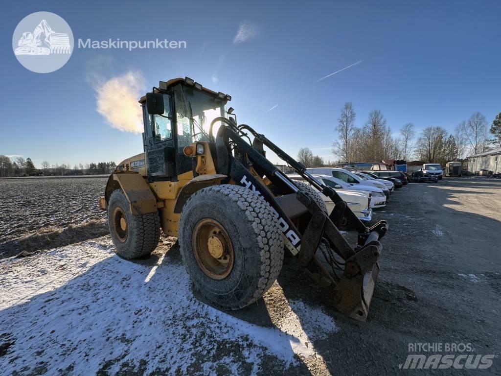 Hyundai HL 730 TM-7 ホイールローダー・タイヤショベル