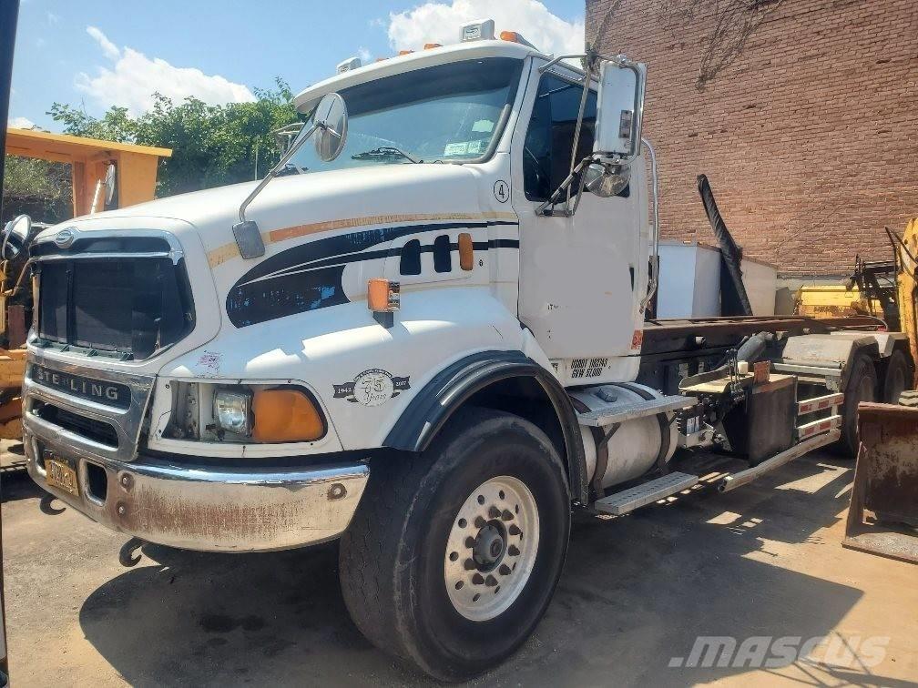 Sterling LT 9500 ケーブルリフト着脱式トラック