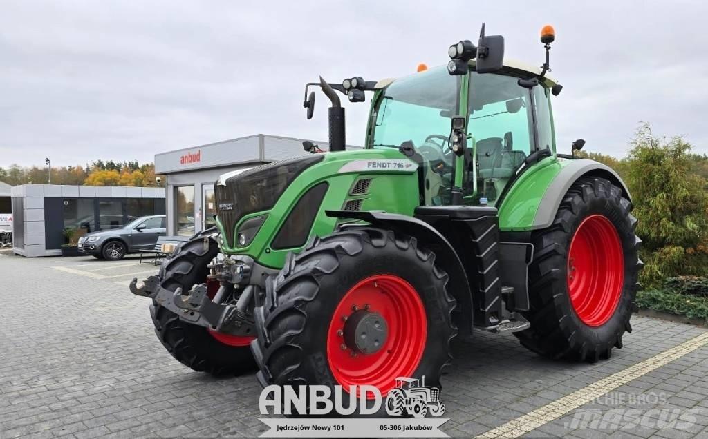 Fendt 716 Vario S4 トラクター