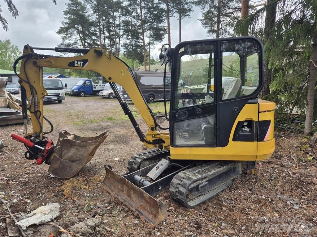 CAT 302.5C ミニ油圧ショベル 7t以下（ミニユンボ・ミニディガー）