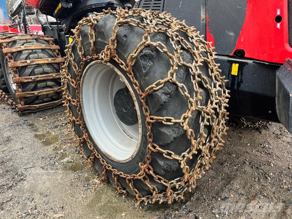 Komatsu 931 ハーベスター