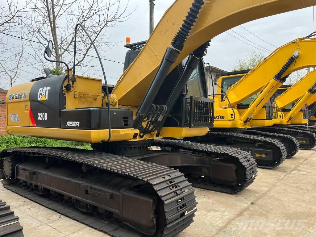 CAT 320 D 大型油圧ショベル12t以上（パワーショベル・ユンボ）