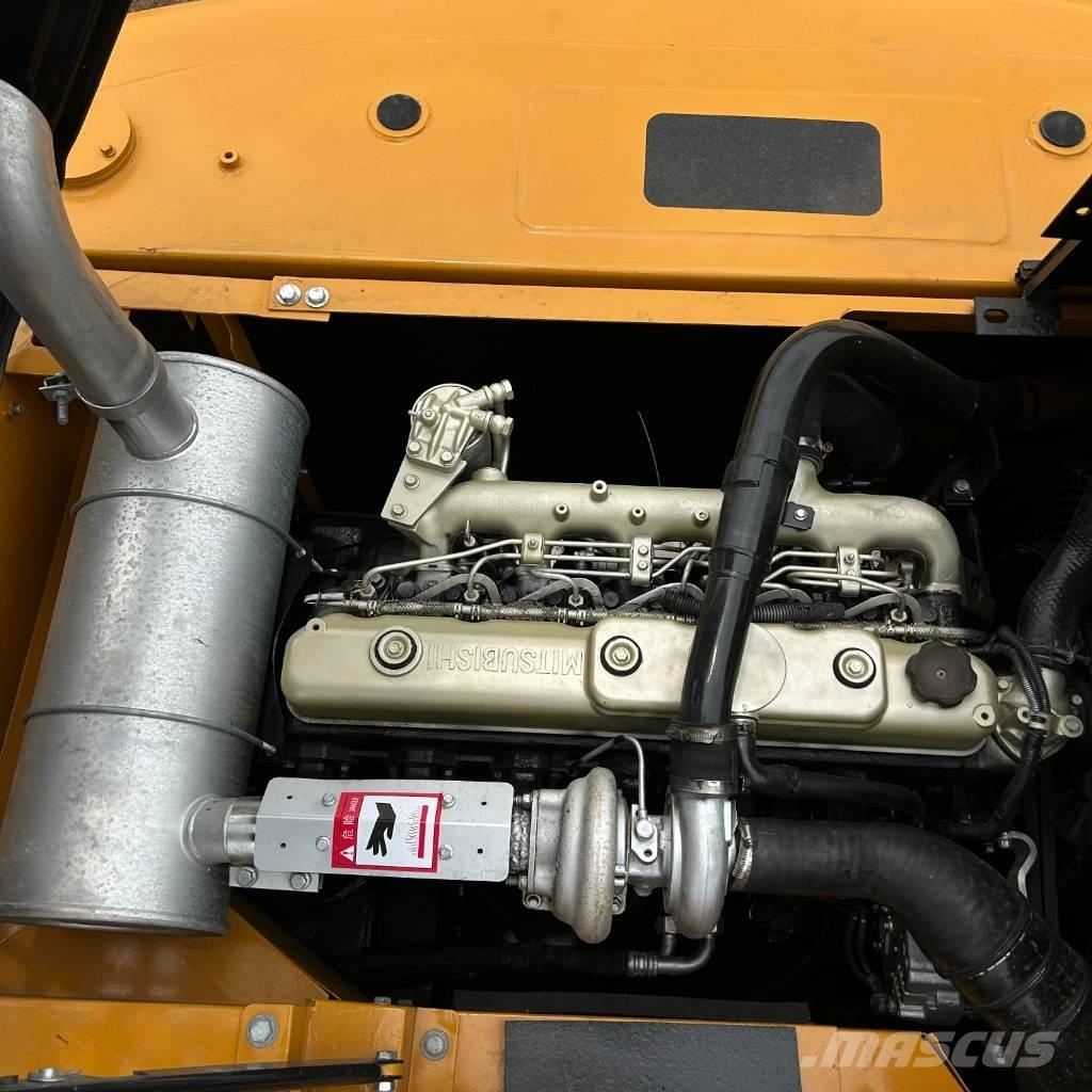 Sany 215C 大型油圧ショベル12t以上（パワーショベル・ユンボ）