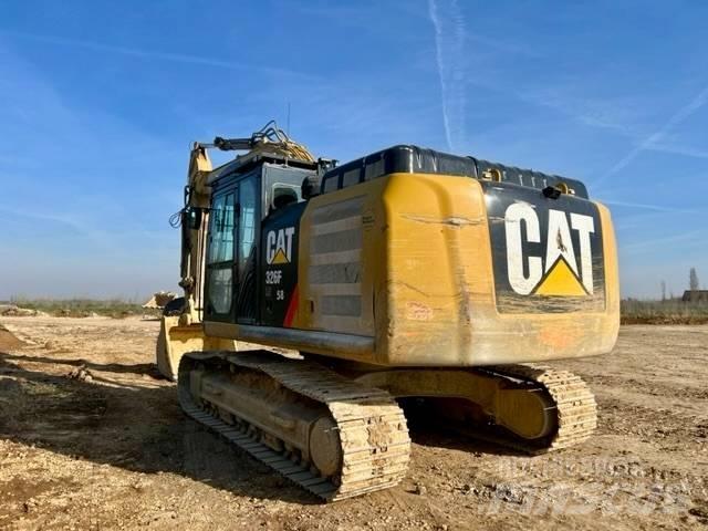 CAT 326 F L 大型油圧ショベル12t以上（パワーショベル・ユンボ）