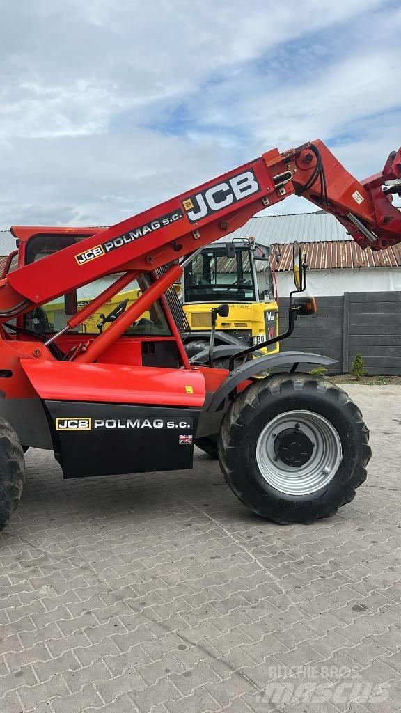 JCB 528-70 テレスコーピックハンドラー