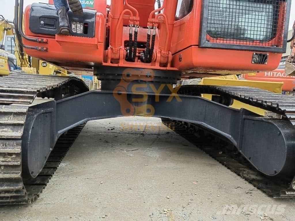 Doosan DX 225 LC 大型油圧ショベル12t以上（パワーショベル・ユンボ）