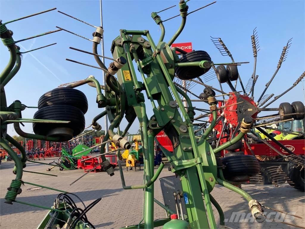 Krone KWT 8.80/8 テッダー・テッダーレーキ