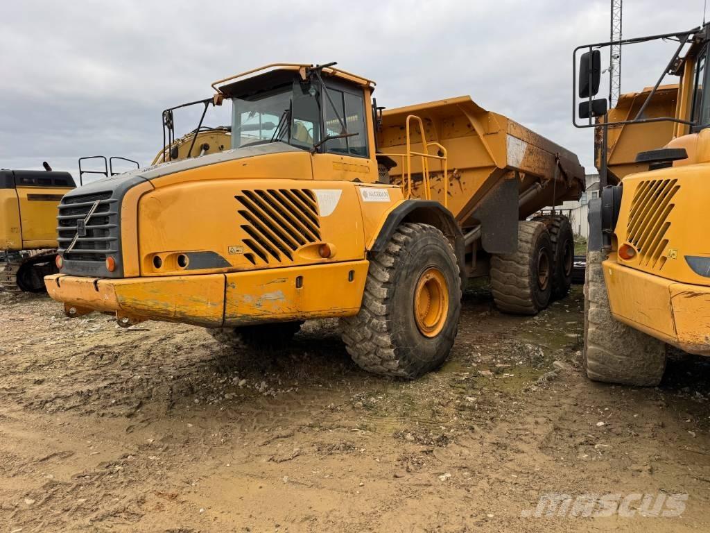 Volvo A 40 D アーティキュレート式ダンプトラック