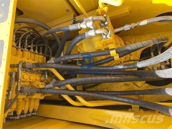 Komatsu PC 220-8 大型油圧ショベル12t以上（パワーショベル・ユンボ）