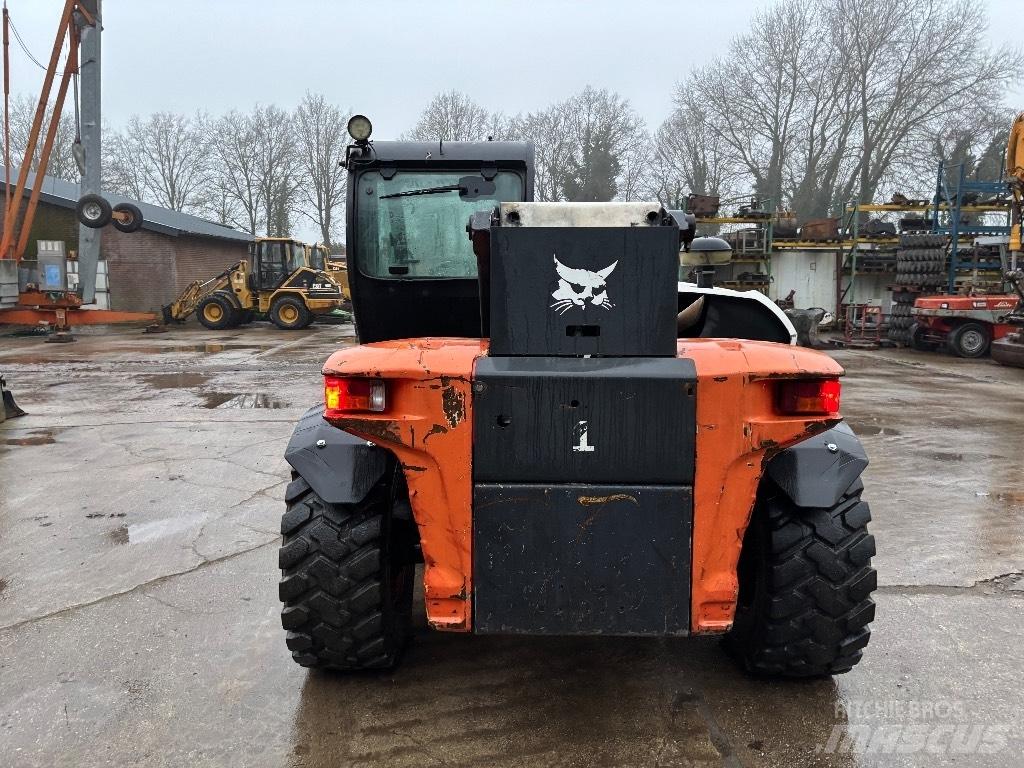 Bobcat T 35.105 L テレスコーピックハンドラー