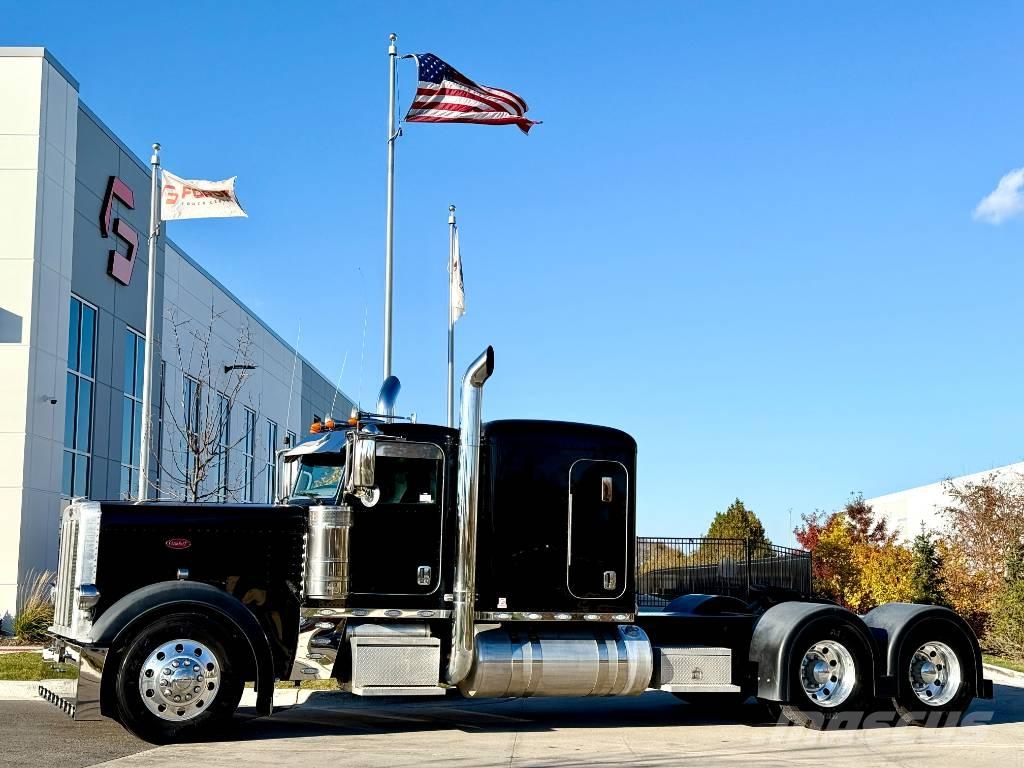 Peterbilt 389 中古トラクターヘッド | トレーラーヘッド