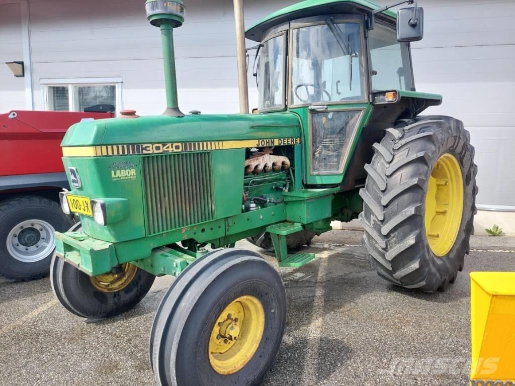 John Deere 3040 トラクター