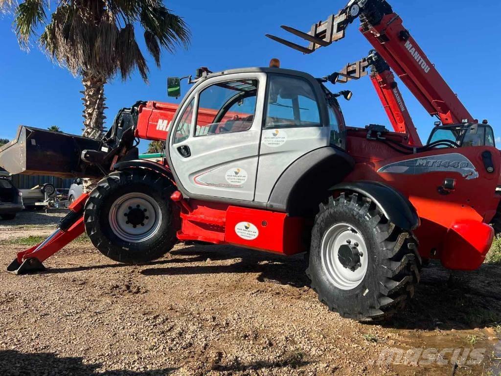 Manitou MT 1440 テレスコーピックハンドラー