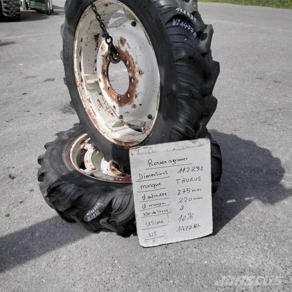 Taurus 11.2R32 タイヤ、ホイル、リム
