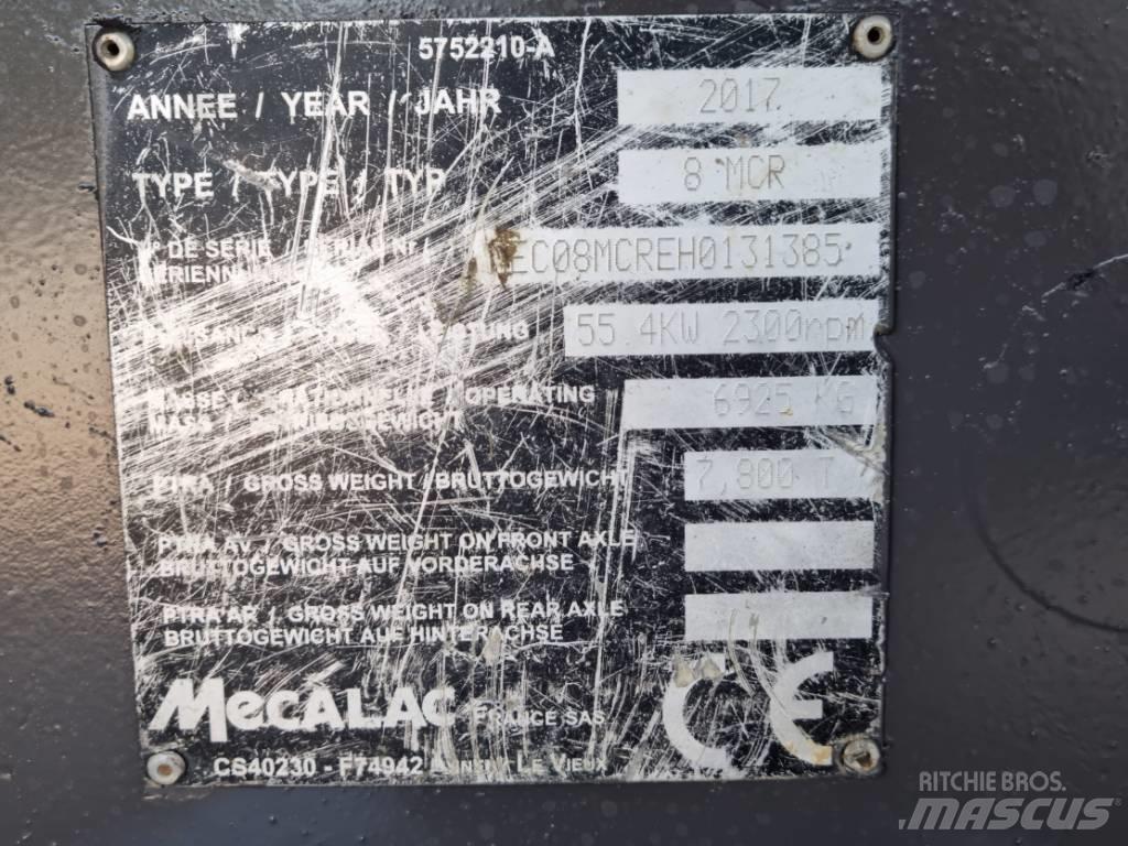 Mecalac 8 M CR 中型油圧ショベル 7ｔ-12ｔ（ユンボ・パワーショベル・バックホー）