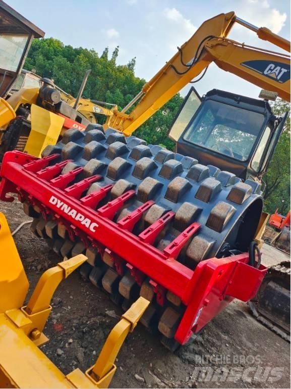 Dynapac CA 301 D 振動ローラ