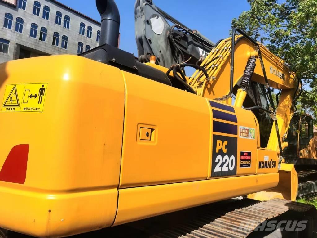 Komatsu PC 220-7 大型油圧ショベル12t以上（パワーショベル・ユンボ）