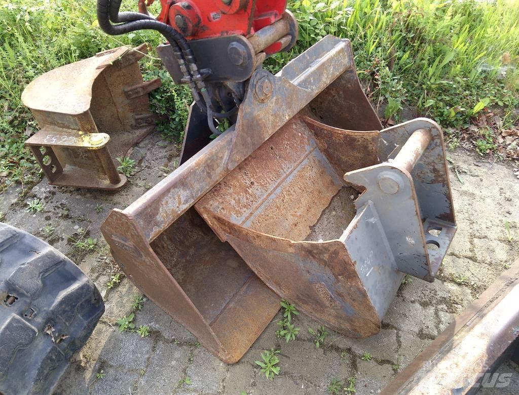 Doosan DX 27 Z ミニ油圧ショベル 7t以下（ミニユンボ・ミニディガー）