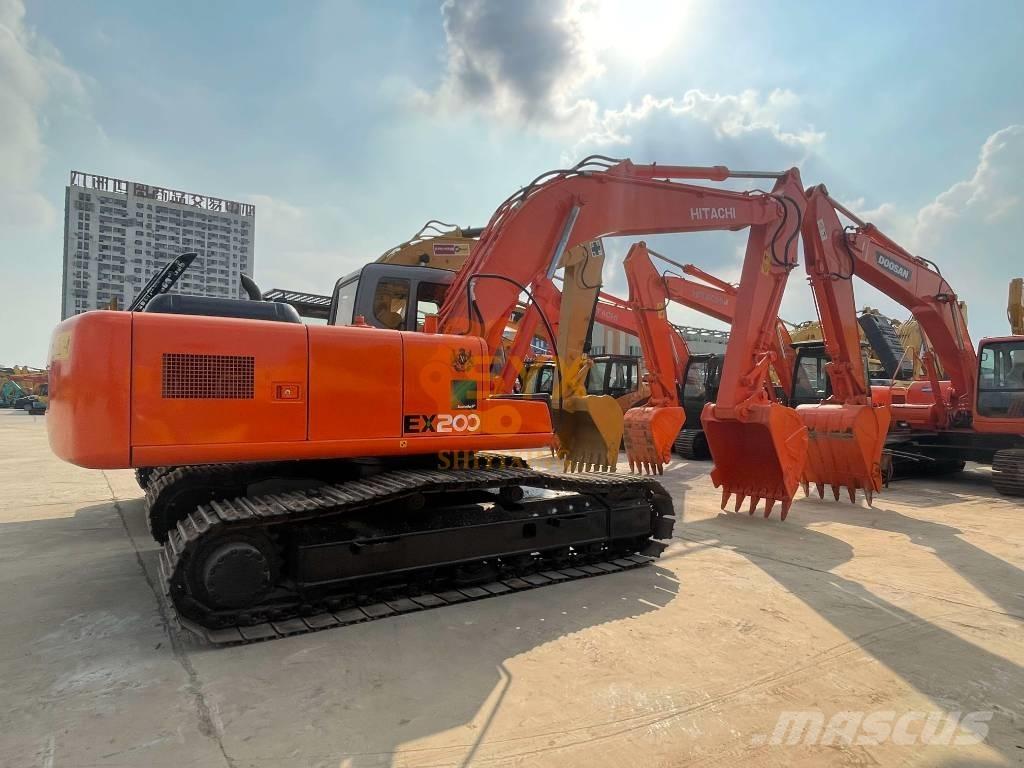 Hitachi EX 200 大型油圧ショベル12t以上（パワーショベル・ユンボ）