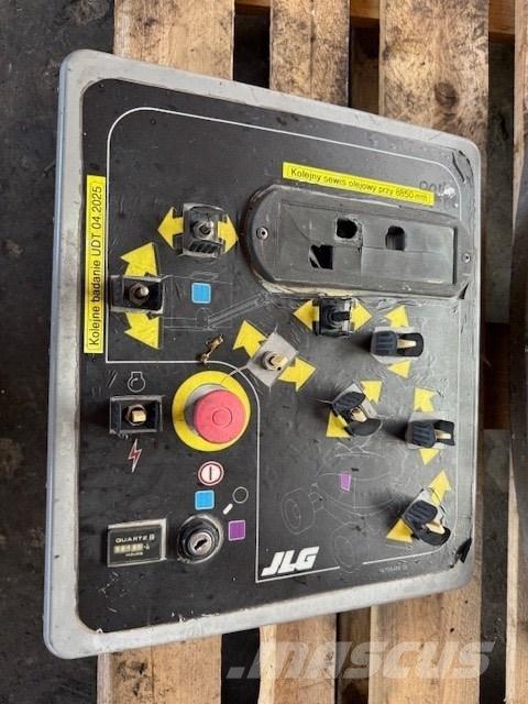 JLG 600 STEROWANIE ブームリフト　屈伸型