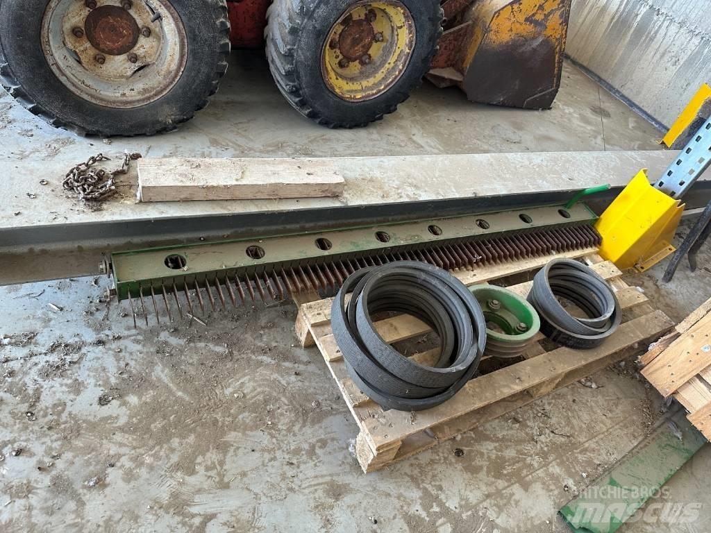 John Deere T 660 コンバイン