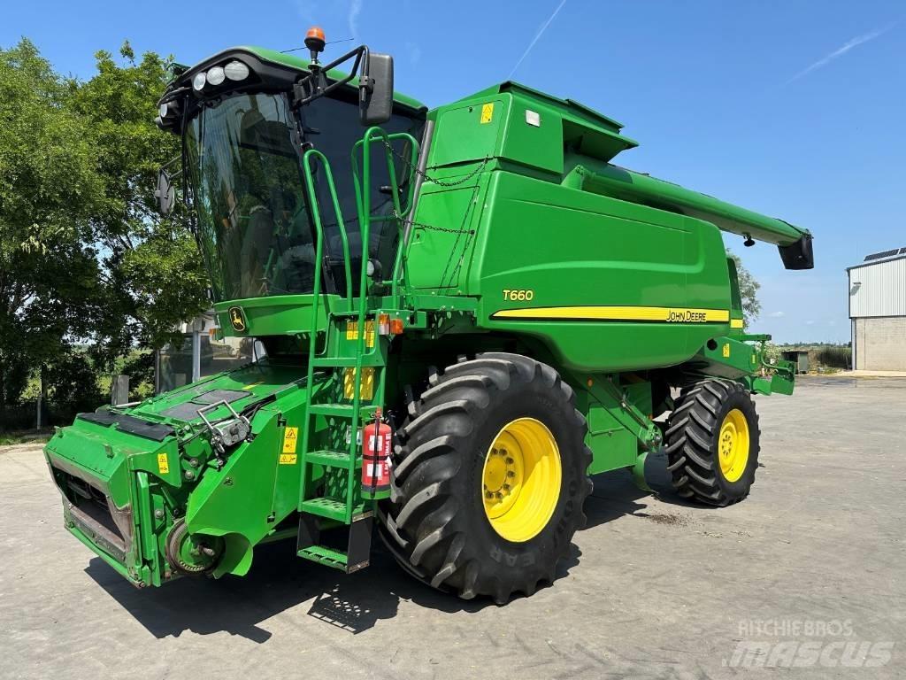 John Deere T 660 コンバイン