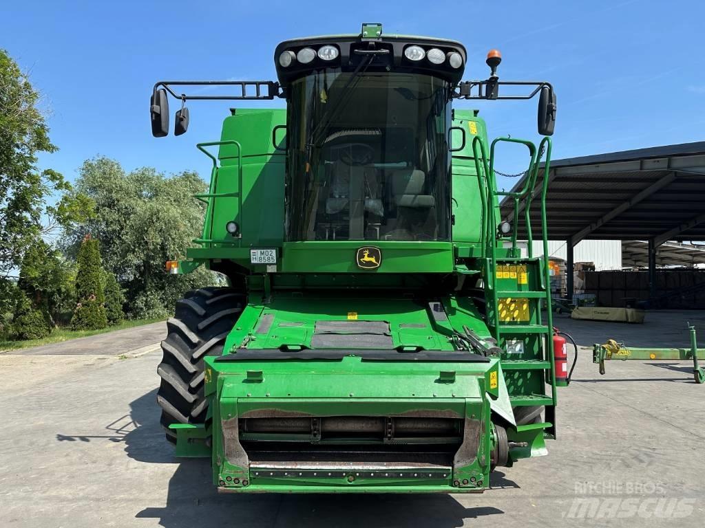 John Deere T 660 コンバイン