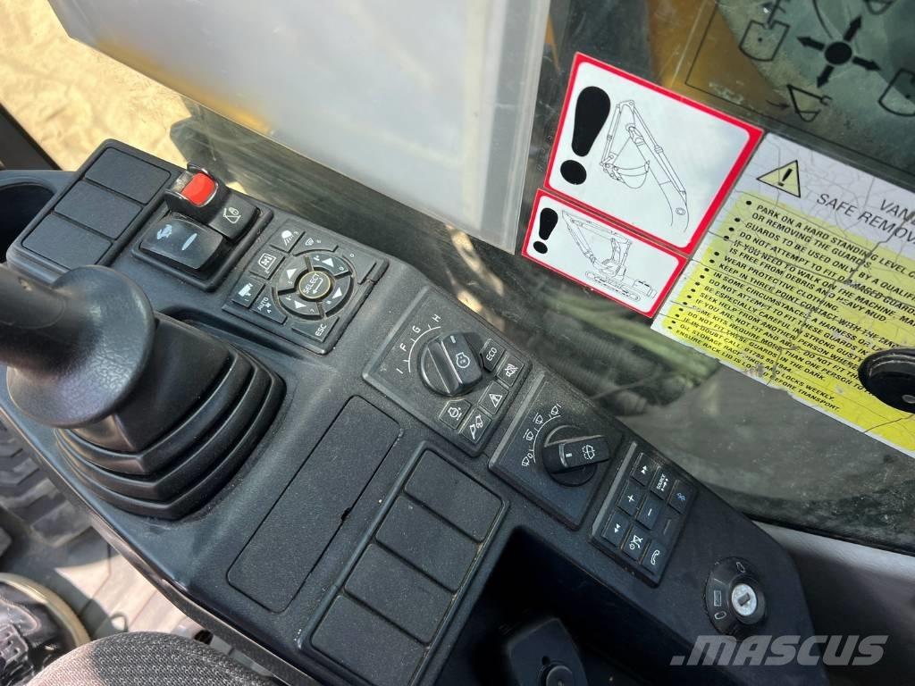 Volvo EC 220 DL 大型油圧ショベル12t以上（パワーショベル・ユンボ）