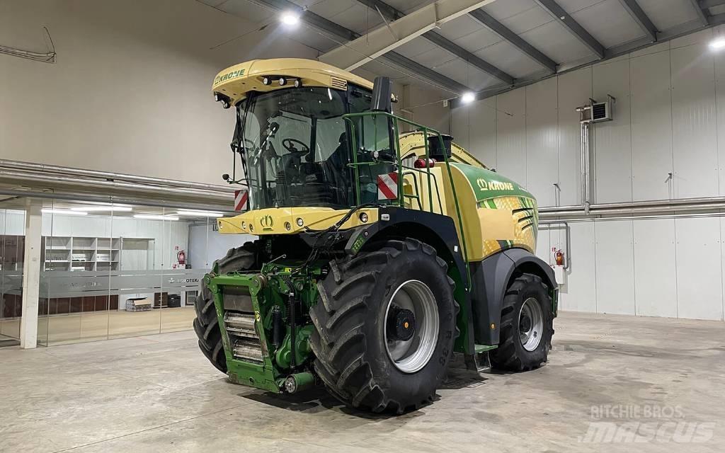 Krone BIG X 630 コンバイン